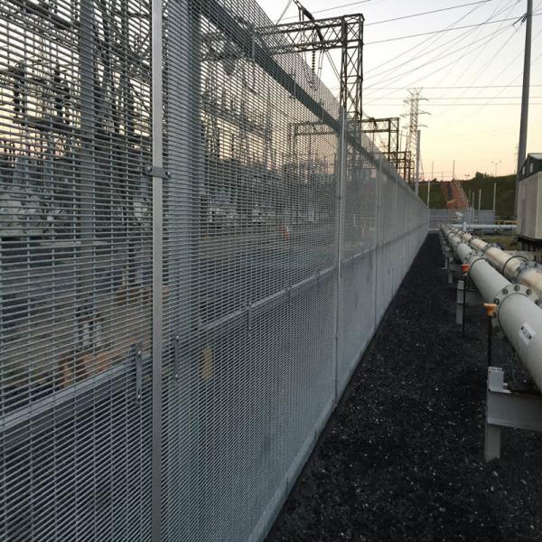 Iron PSW Anti Cut Weld Mesh Fence, For Defence, For Construction